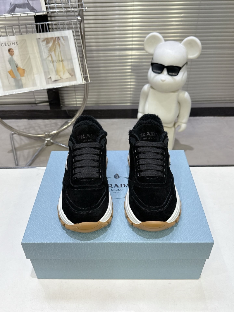 Pra*a sneakers